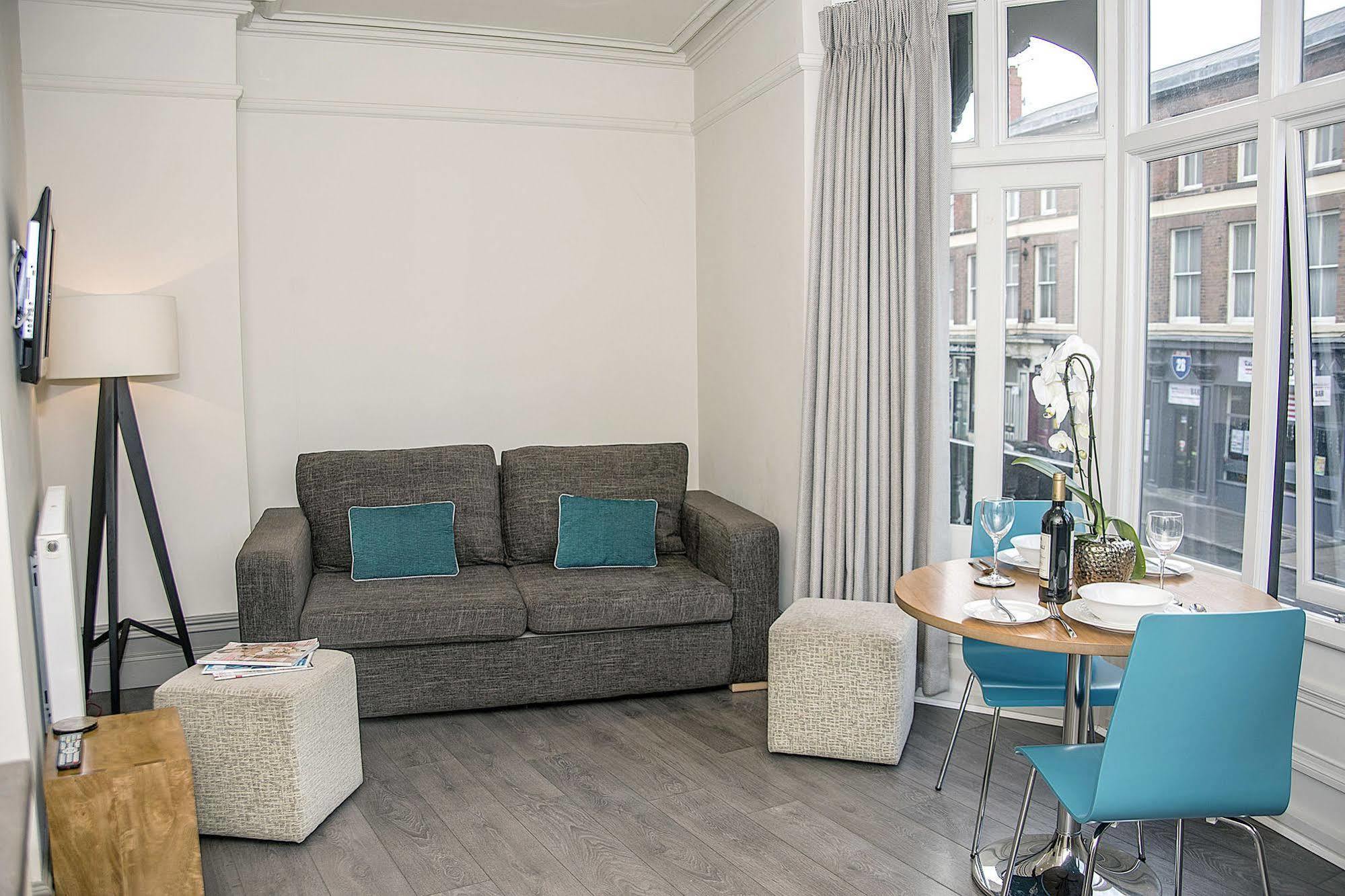 Base Serviced Apartments - City Road Chester Luaran gambar